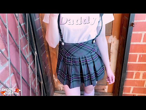 ❤️ 여학생은 그녀의 거시기를 깊이 빨고 수업 ​​대신 성교합니다. ❌ 포르노 비디오 ko.light2cloud.top에서 ❌
