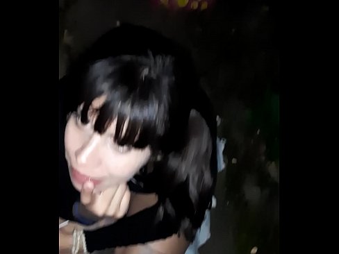 ❤️ 거리에서 사탕과 교환으로 부어오른 페니스 ❌ 포르노 비디오 ko.light2cloud.top에서 ❌